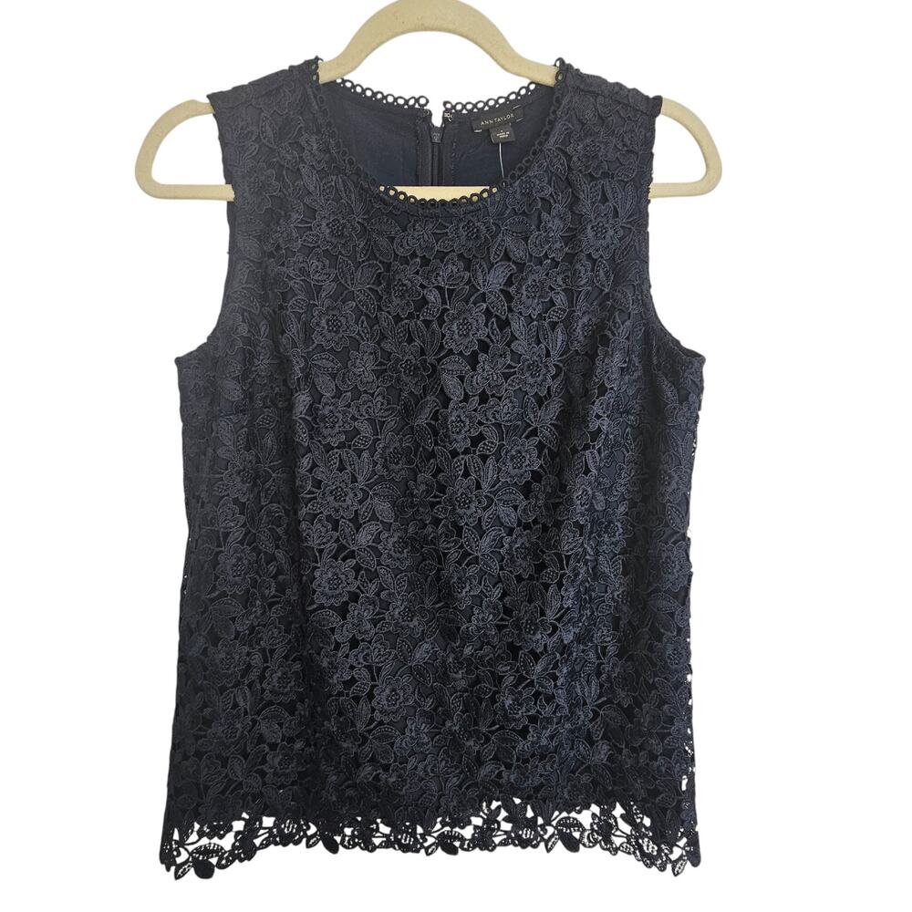 Ann Taylor Womens Floral Crochet Lace Top Size S Navy Dark Romantic Date Night
